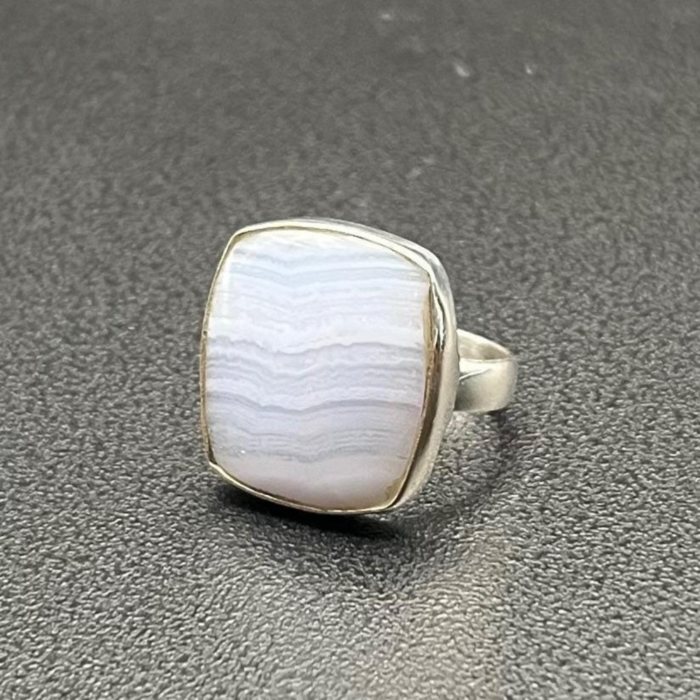 Sterling‎ Silver Blue Lace Agate Ring • Size 7 Bezel-Set Cabochon